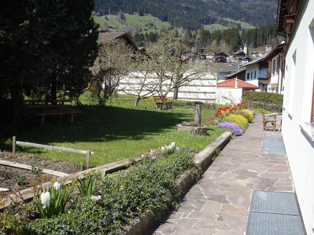 Gastehaus Treichl Hotel Fügen Exterior foto
